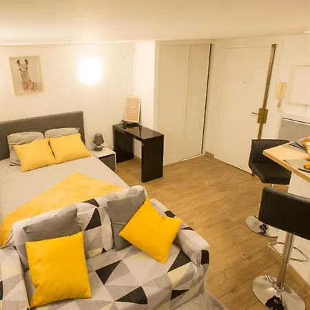 Rouennais Apartamento *